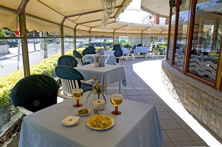 Best Western Hotel Mediterraneo Castelldefels Eksteriør bilde